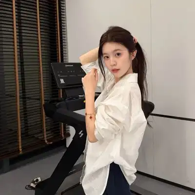 黄静志